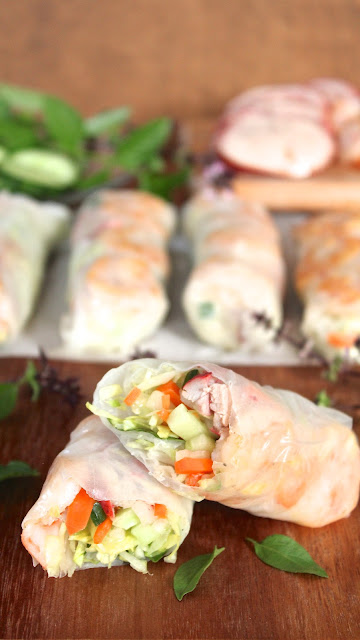 Roast Pork and Sesame Shrimp Summer Rolls (Gỏi Cuốn)