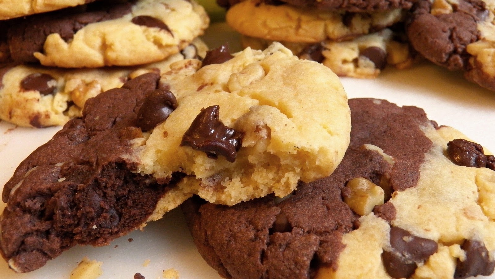 Banana Chocolate Pudding Cookies