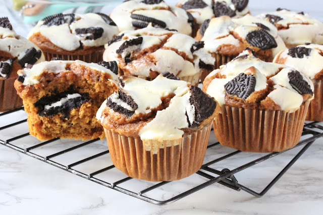 Pumpkin Oreo Muffins with Cream Cheese