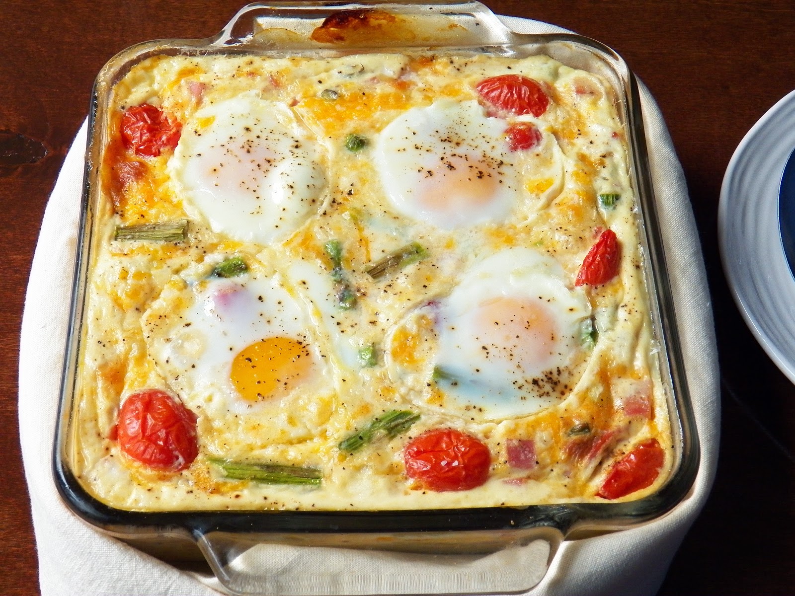 Egg Ham and Asparagus Breakfast Bake