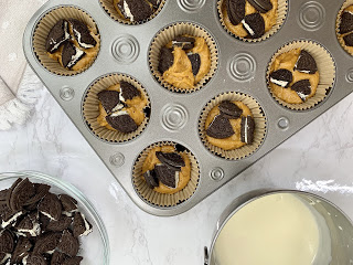 Pumpkin Oreo Muffins 