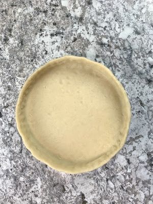 Uncooked pie crust