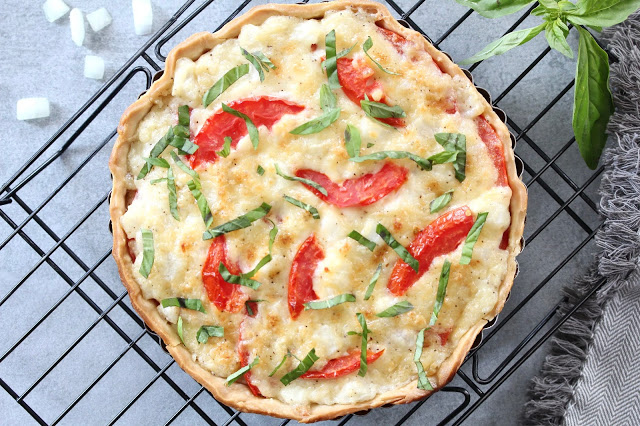 Cheesy Tomato and Onion Tart | In Good Flavor