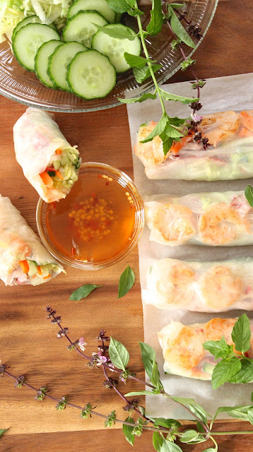 Roast Pork and Sesame Shrimp Summer Rolls (Gỏi Cuốn)