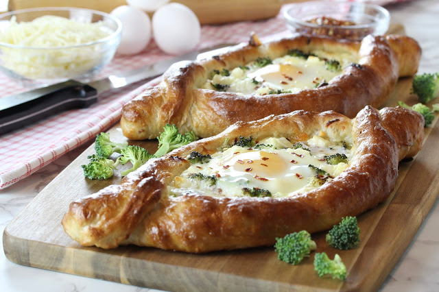Georgian Cheese Bread with Broccoli