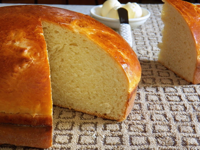 Portuguese Sweet Bread<
