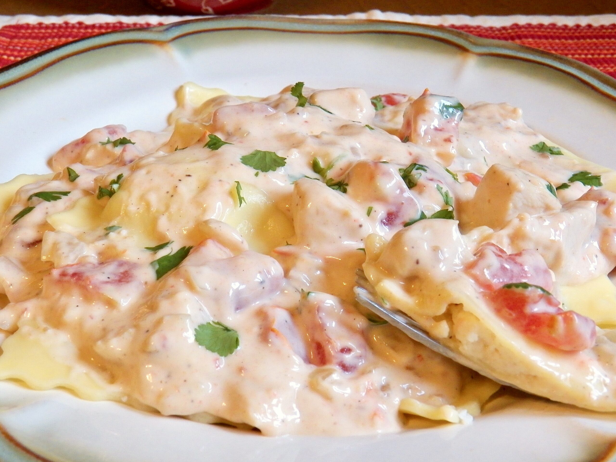 Ravioli with Chicken and Jerk Alfredo Sauce | In Good Flavor