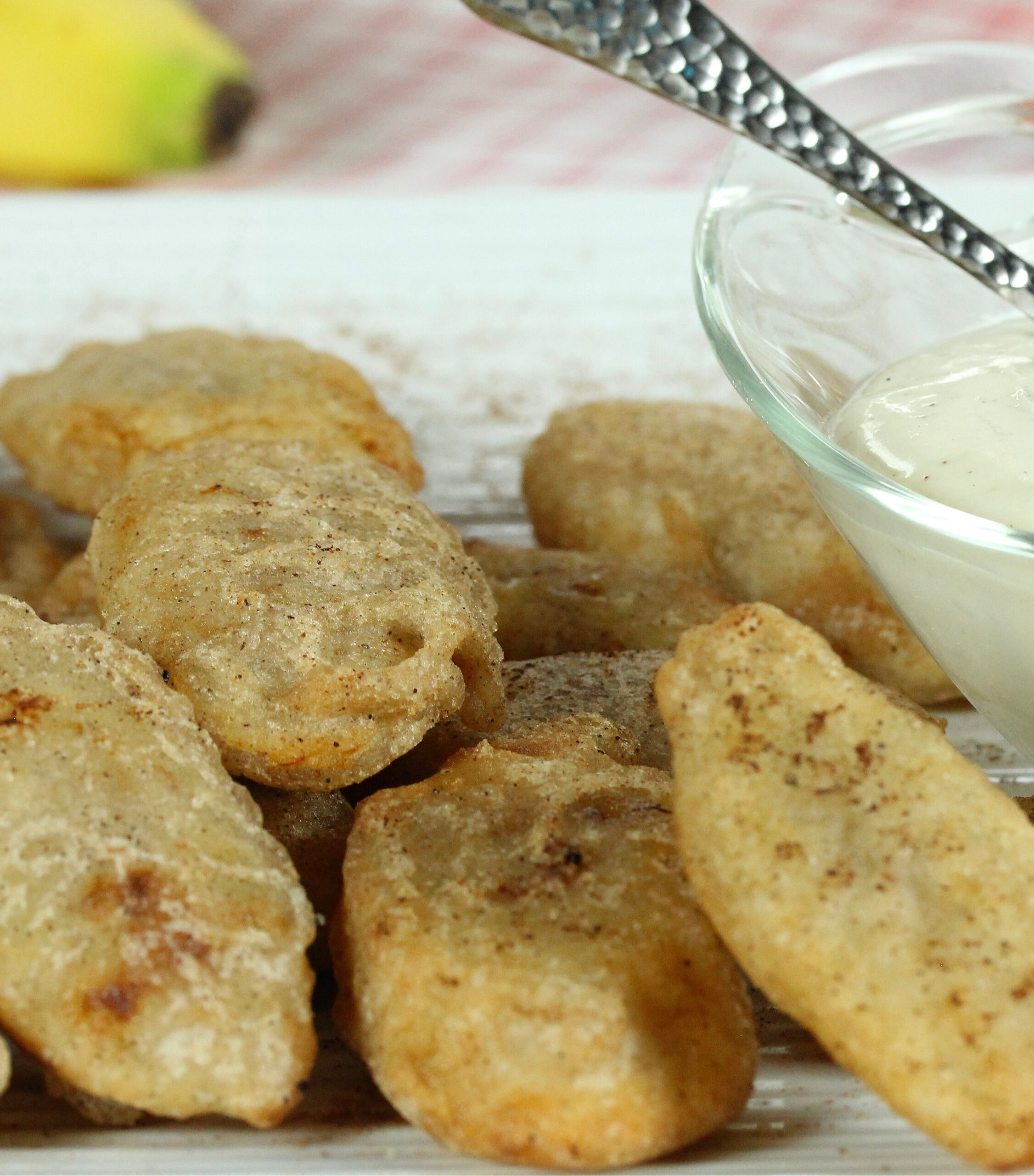 Fried Bananas with Cinnamon Whiskey Cream Cheese Dip