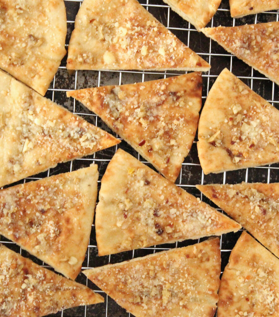 Cheesy Garlic Pita Chips