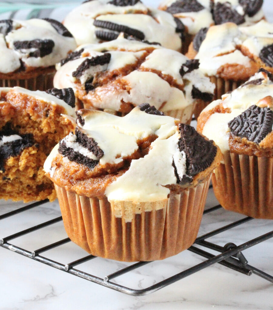 Pumpkin Oreo Muffins with Cream Cheese