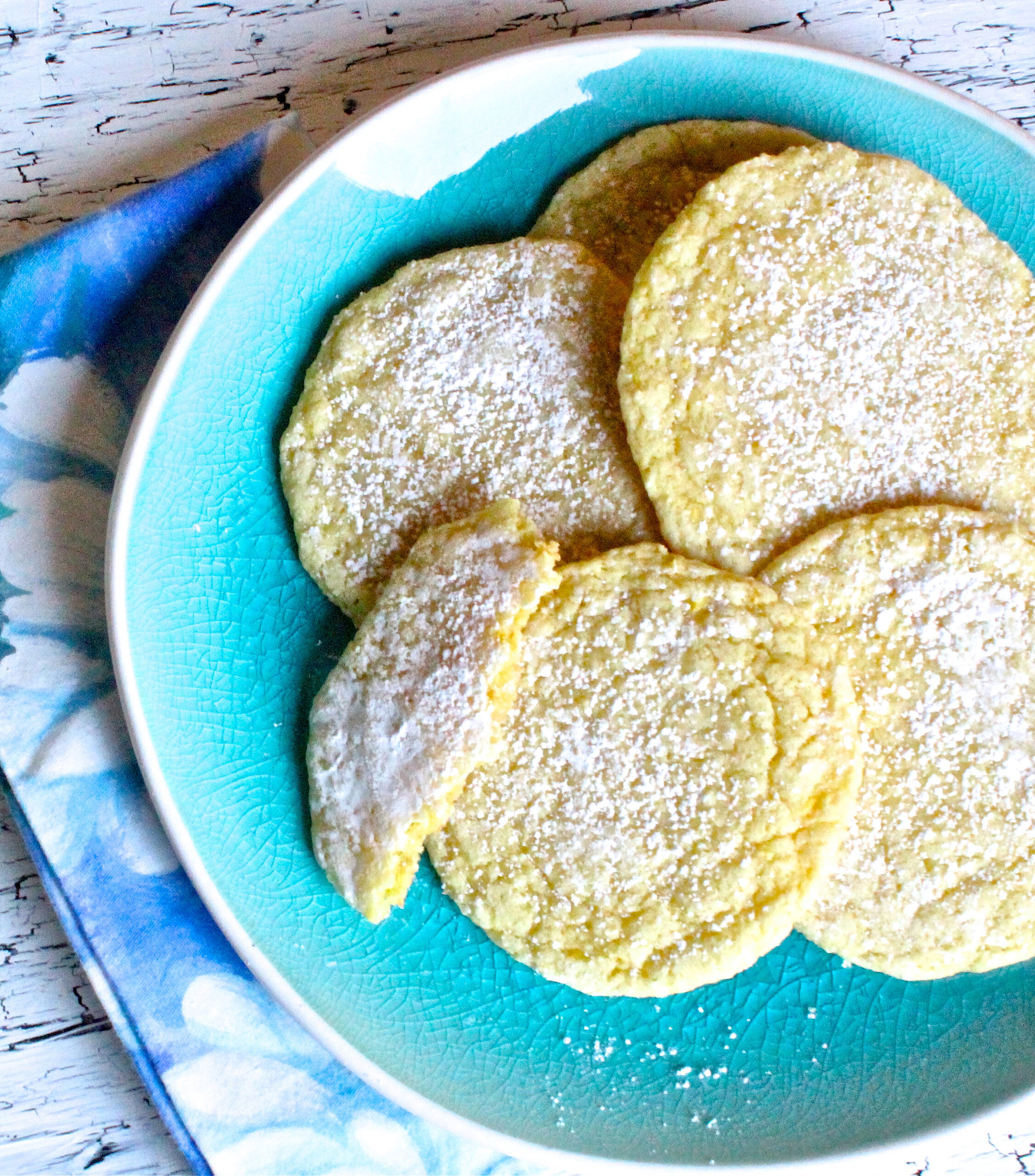 Thin and Chewy Lemon Cookies