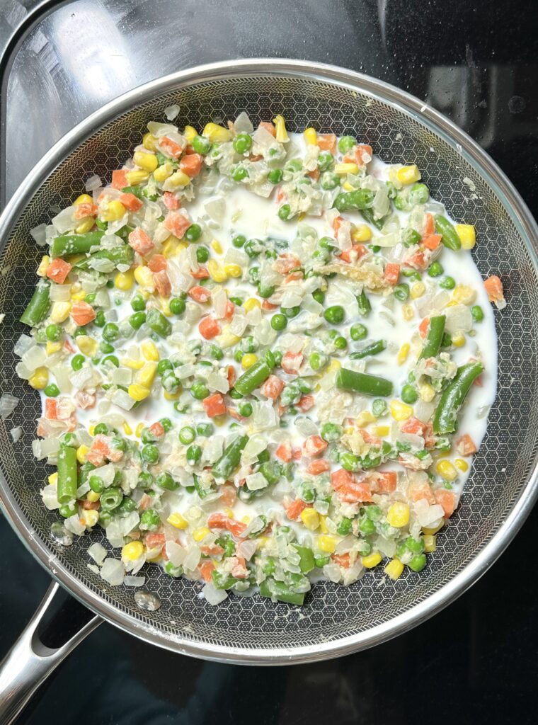 Turkey Vegetable Tater Tot Hotdish