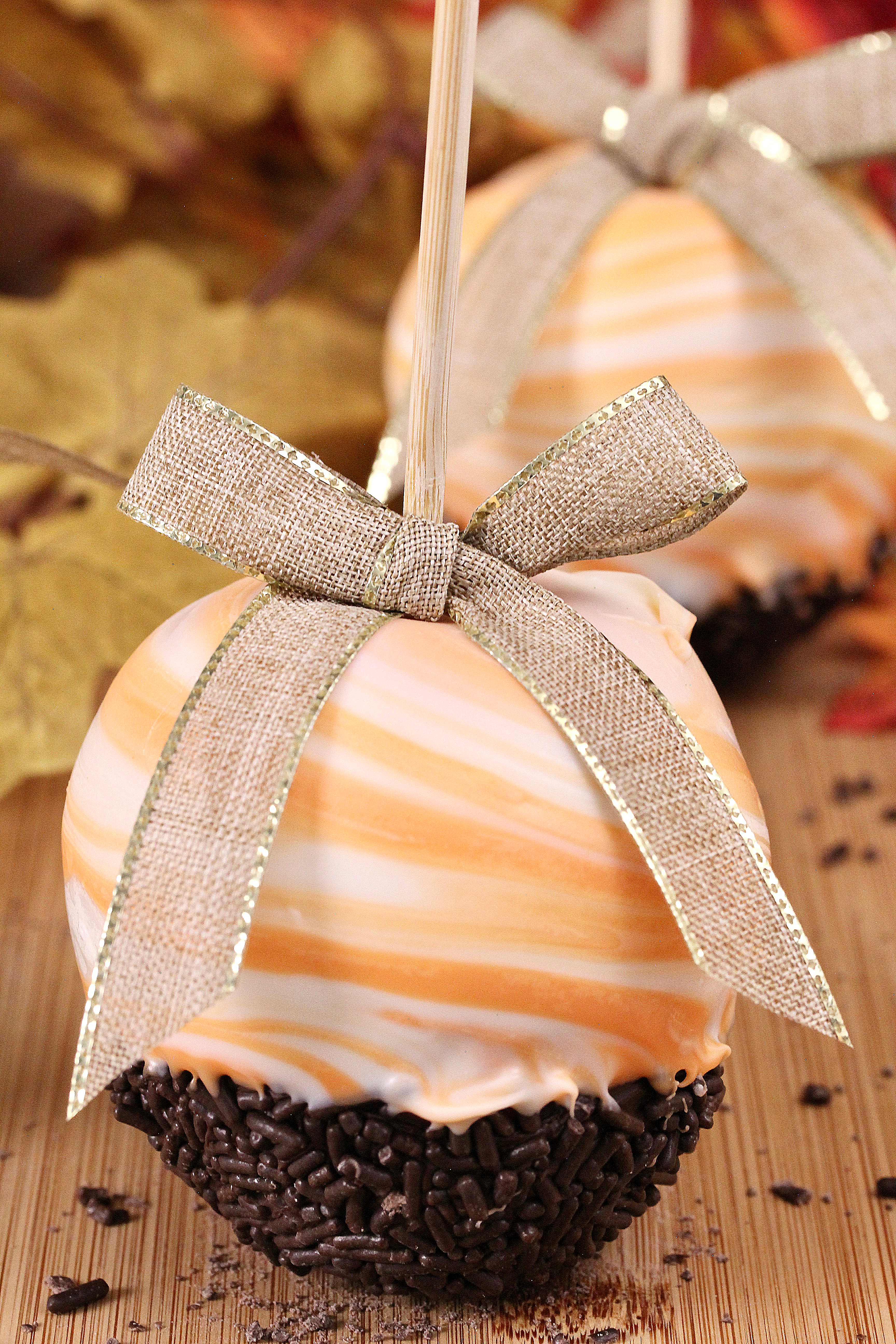 Fall Swirled Candied Apples