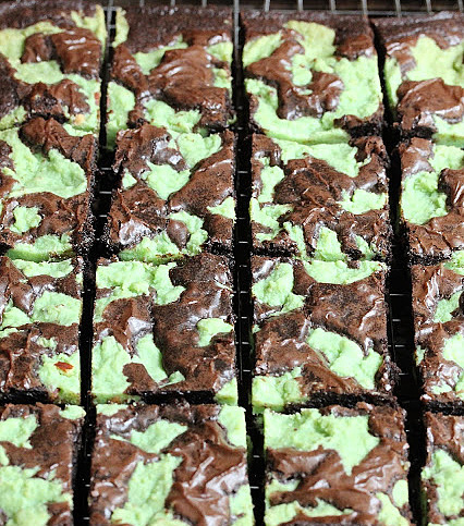 Pistachio Brookie Bars