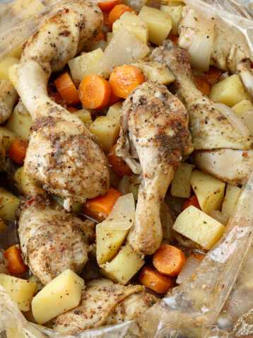 Oven Bag Chicken Drumsticks and Vegetables