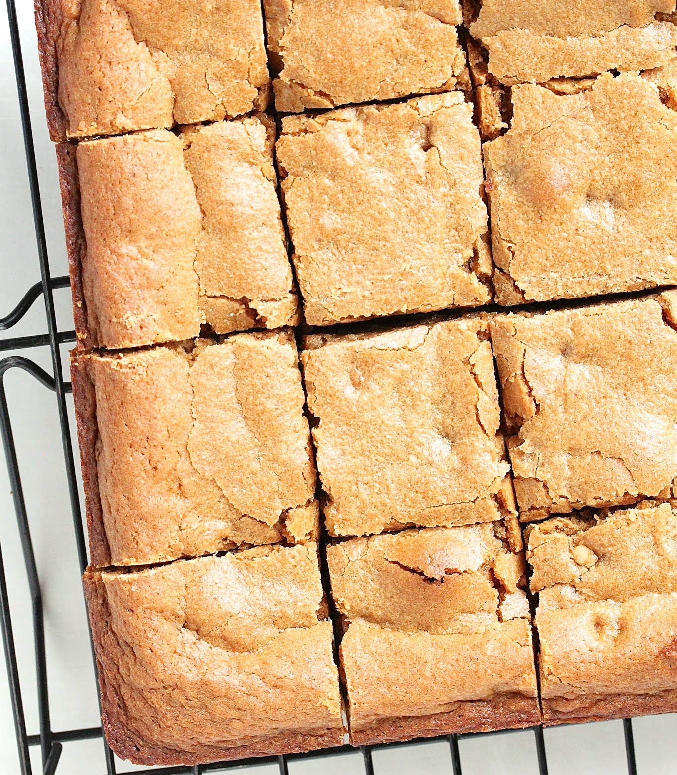 Caramel Apple Butter Blondies
